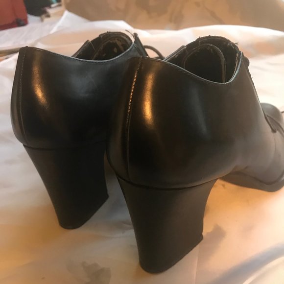 Bandolino women's heels ankle boot, lace-tie - Picture 2 of 5